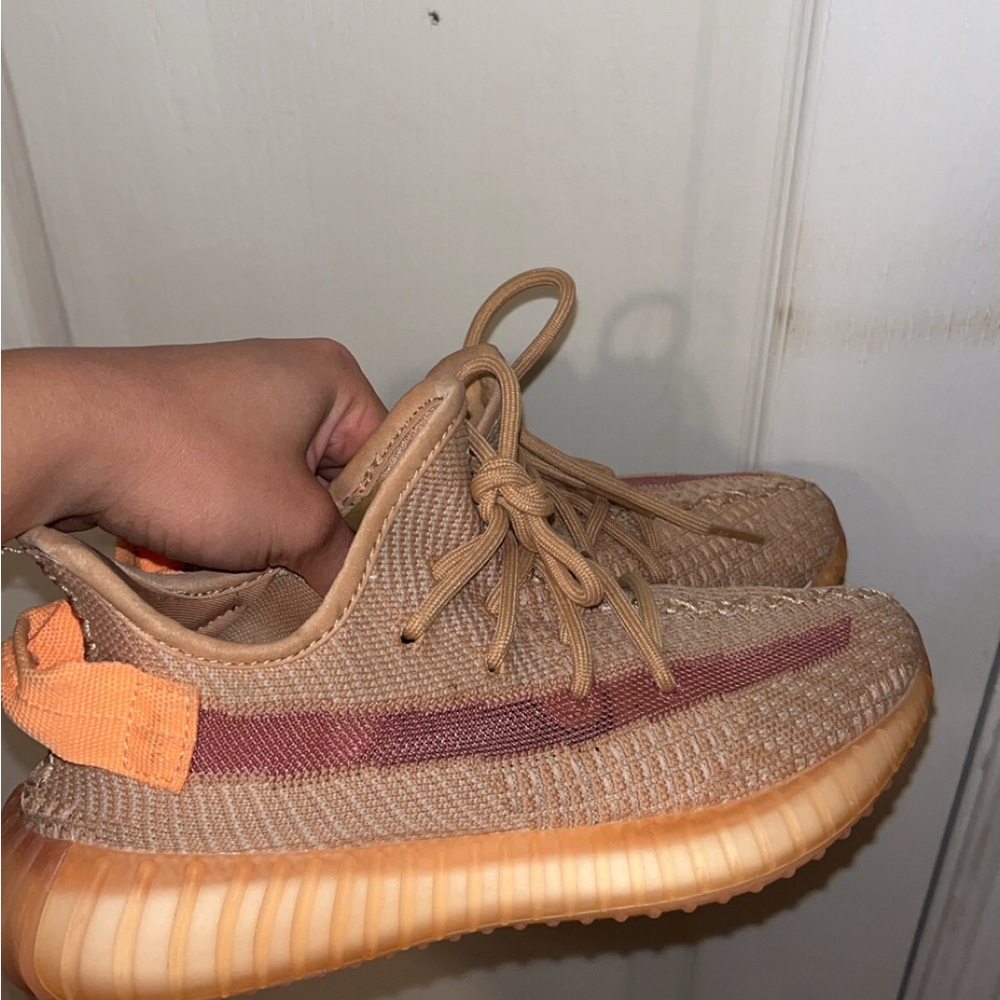 YEEZYS BOOST 350